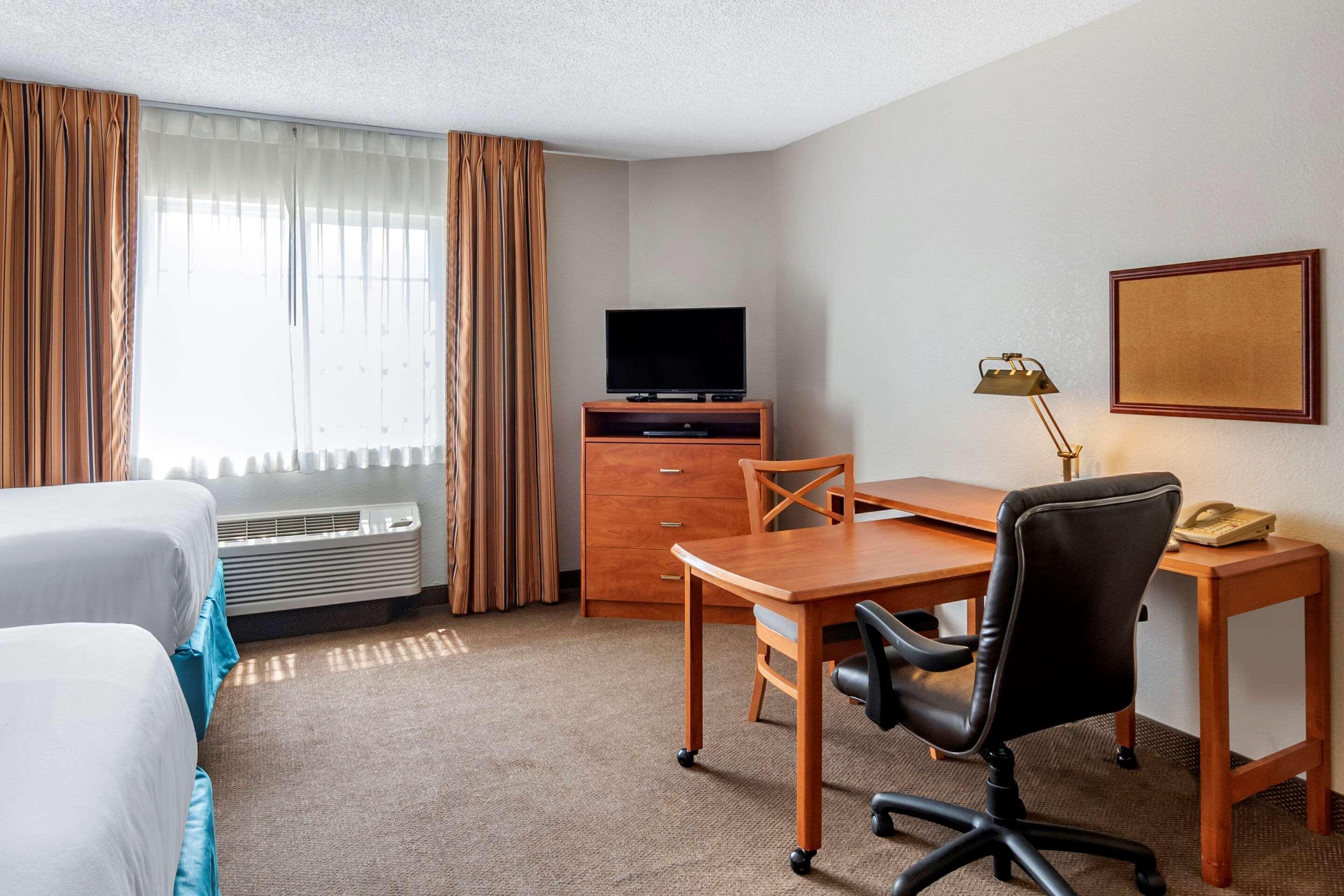 Mainstay Suites Emporia Eksteriør billede